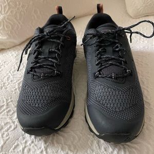 KEEN Women’s Terradora II vent hiking shoe sz8.5 NWOT